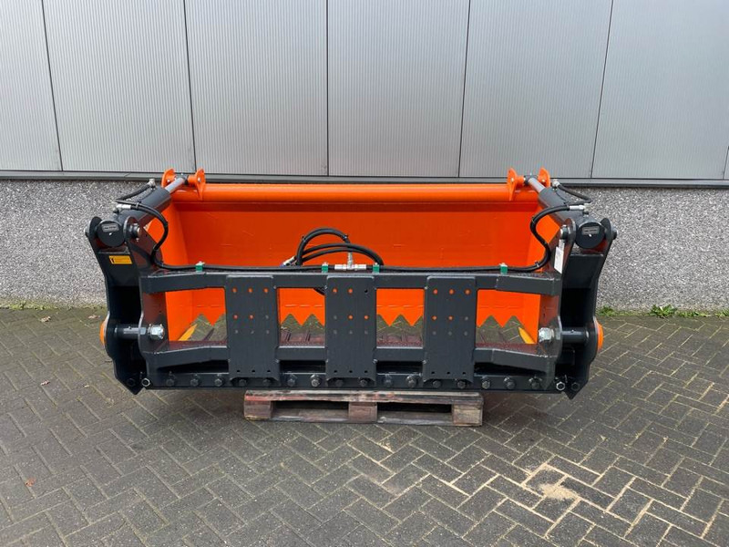MAMMUT SC220M - Silage cutter/Silageschneider/Kuilhapper - Peralatan silo: gambar 3 MAMMUT SC220M - Silage cutter/Silageschneider/Kuilhapper - Peralatan silo: gambar 3