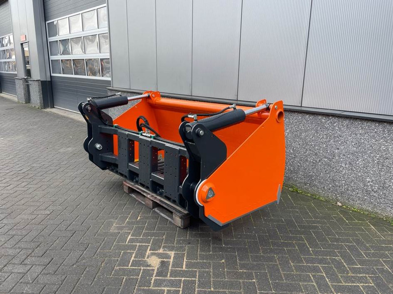 MAMMUT SC220M - Silage cutter/Silageschneider/Kuilhapper - Peralatan silo: gambar 5 MAMMUT SC220M - Silage cutter/Silageschneider/Kuilhapper - Peralatan silo: gambar 5