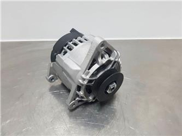 Manitou 12V 80A - Alternator/Lichtmaschine/Dynamo - Mesin untuk Peralatan konstruksi: gambar 1 Manitou 12V 80A - Alternator/Lichtmaschine/Dynamo - Mesin untuk Peralatan konstruksi: gambar 1