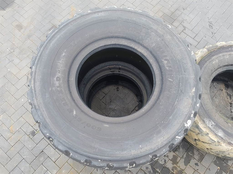 Michelin 600/65R25 - Tyre/Reifen/Band - Roda/ Ban untuk Peralatan konstruksi: gambar 2 Michelin 600/65R25 - Tyre/Reifen/Band - Roda/ Ban untuk Peralatan konstruksi: gambar 2
