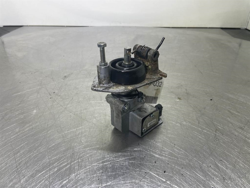 New Holland W110C-Case 7125117-Kongsberg BAS 6-Gas pedal - Kabin dan interior untuk Peralatan konstruksi: gambar 1 New Holland W110C-Case 7125117-Kongsberg BAS 6-Gas pedal - Kabin dan interior untuk Peralatan konstruksi: gambar 1