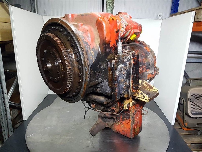 O & K L45 - Transmission/Getriebe/Transmissiebak - Gearbox dan bagiannya untuk Peralatan konstruksi: gambar 3 O & K L45 - Transmission/Getriebe/Transmissiebak - Gearbox dan bagiannya untuk Peralatan konstruksi: gambar 3