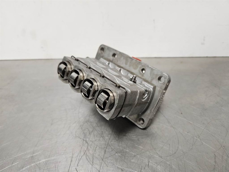 Perkins 700 - Fuel pump/Kraftstoffpumpe/Brandstofpomp - Mesin untuk Peralatan konstruksi: gambar 5 Perkins 700 - Fuel pump/Kraftstoffpumpe/Brandstofpomp - Mesin untuk Peralatan konstruksi: gambar 5