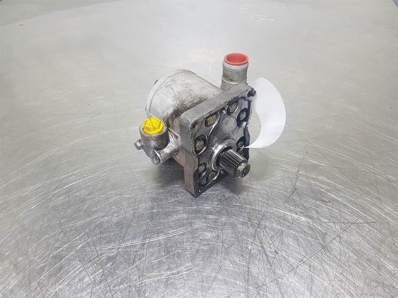 Perkins T4.236-XugpaBnuka C80X-Gearpump/Zahnradpumpe - Hidrolika untuk Peralatan konstruksi: gambar 1 Perkins T4.236-XugpaBnuka C80X-Gearpump/Zahnradpumpe - Hidrolika untuk Peralatan konstruksi: gambar 1