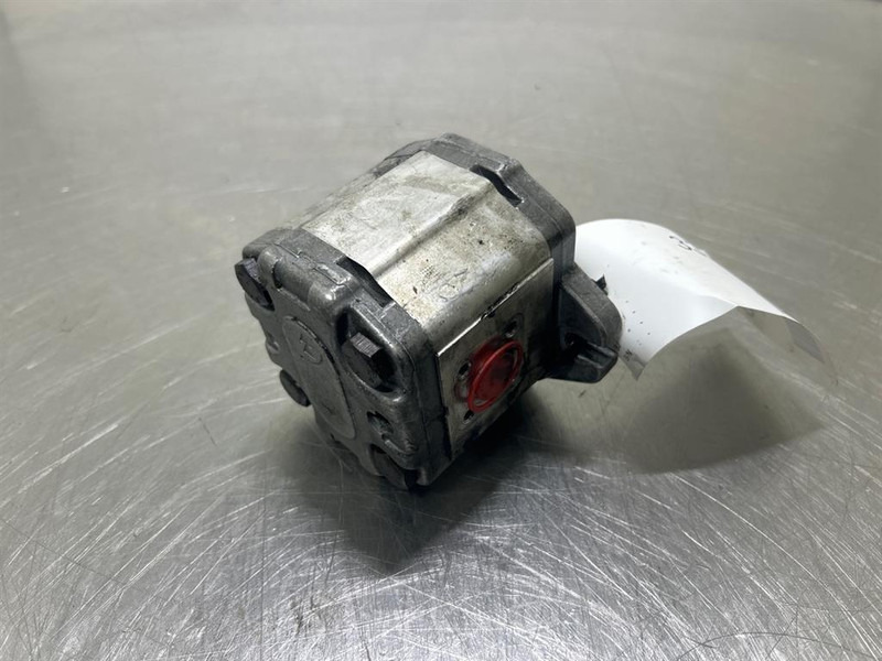 Sauer Danfoss SNP2NN/8,0RNAGSA-Gearpump/Zahnradpumpe - Hidrolika untuk Peralatan konstruksi: gambar 4 Sauer Danfoss SNP2NN/8,0RNAGSA-Gearpump/Zahnradpumpe - Hidrolika untuk Peralatan konstruksi: gambar 4