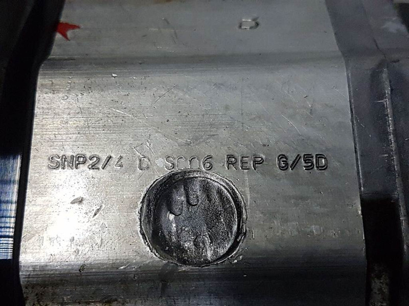 Sauer Sundstrand SNP2/4DSC06REPG/5D - Gearpump/Zah - Hidrolika untuk Peralatan konstruksi: gambar 5 Sauer Sundstrand SNP2/4DSC06REPG/5D - Gearpump/Zah - Hidrolika untuk Peralatan konstruksi: gambar 5