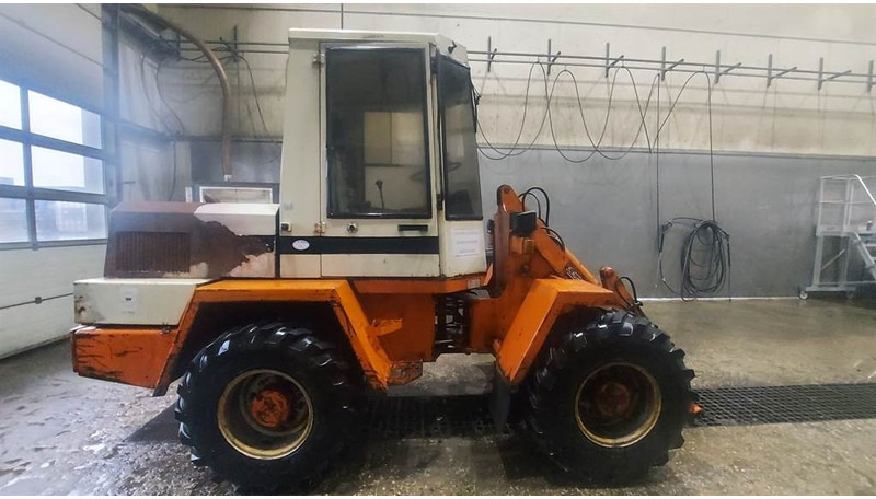 Schaeff SKL 832 (For parts) - Wheel loader: gambar 2 Schaeff SKL 832 (For parts) - Wheel loader: gambar 2