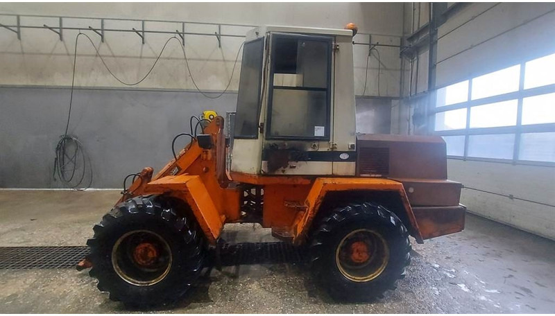 Schaeff SKL 832 (For parts) - Wheel loader: gambar 1 Schaeff SKL 832 (For parts) - Wheel loader: gambar 1