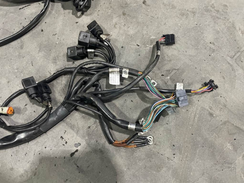 Schaeff SKL834-5110662033-Wiring harness/Kabelbaum - Sistem listrik untuk Peralatan konstruksi: gambar 5 Schaeff SKL834-5110662033-Wiring harness/Kabelbaum - Sistem listrik untuk Peralatan konstruksi: gambar 5
