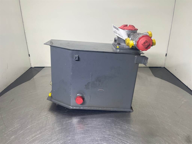 Schaeff SKL834-6452013001-Tank/Behälter/Reservoir - Hidrolika untuk Peralatan konstruksi: gambar 1 Schaeff SKL834-6452013001-Tank/Behälter/Reservoir - Hidrolika untuk Peralatan konstruksi: gambar 1