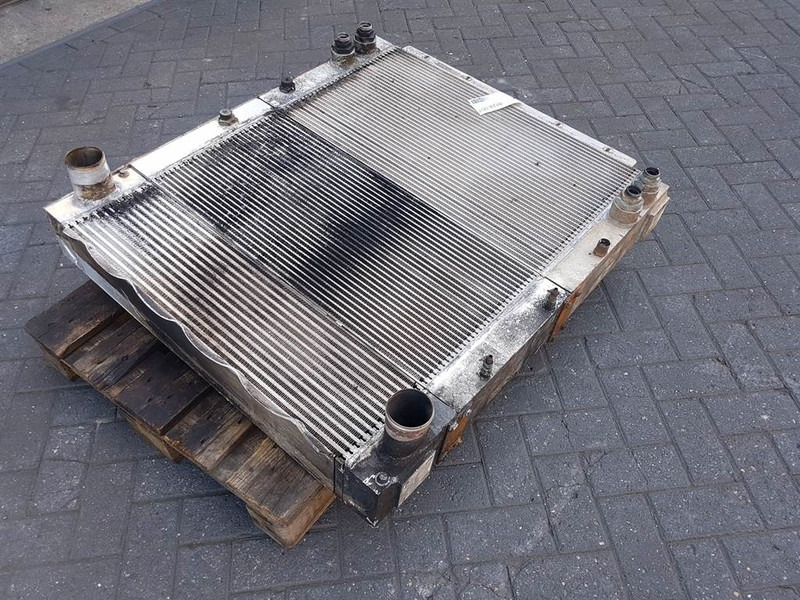 Sennebogen 818 - Cooler/Kühler/Koeler - Suku Cadang Mesin untuk Peralatan konstruksi: gambar 3 Sennebogen 818 - Cooler/Kühler/Koeler - Suku Cadang Mesin untuk Peralatan konstruksi: gambar 3