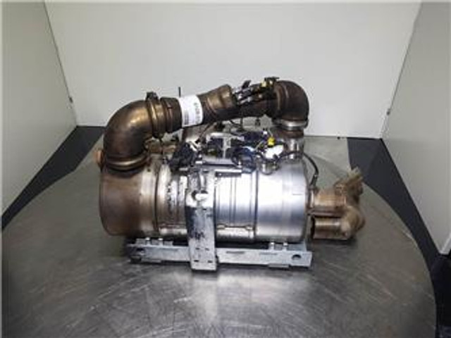 Sennebogen 818 - Exhaust system/Auspuff/Uitlaat - Suku Cadang Mesin untuk Peralatan konstruksi: gambar 1 Sennebogen 818 - Exhaust system/Auspuff/Uitlaat - Suku Cadang Mesin untuk Peralatan konstruksi: gambar 1