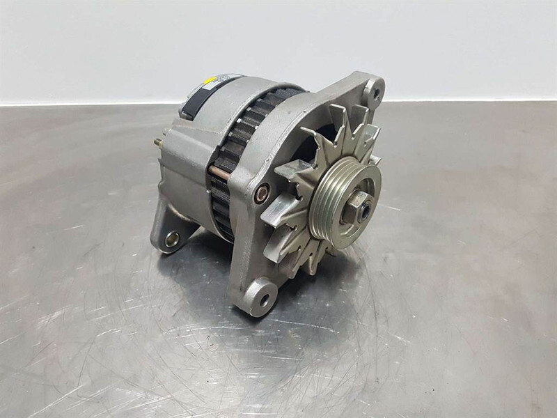 Terex Schaeff SKL833-14V 65A-Alternator/Lichtmaschine/Dynamo - Mesin untuk Peralatan konstruksi: gambar 1 Terex Schaeff SKL833-14V 65A-Alternator/Lichtmaschine/Dynamo - Mesin untuk Peralatan konstruksi: gambar 1