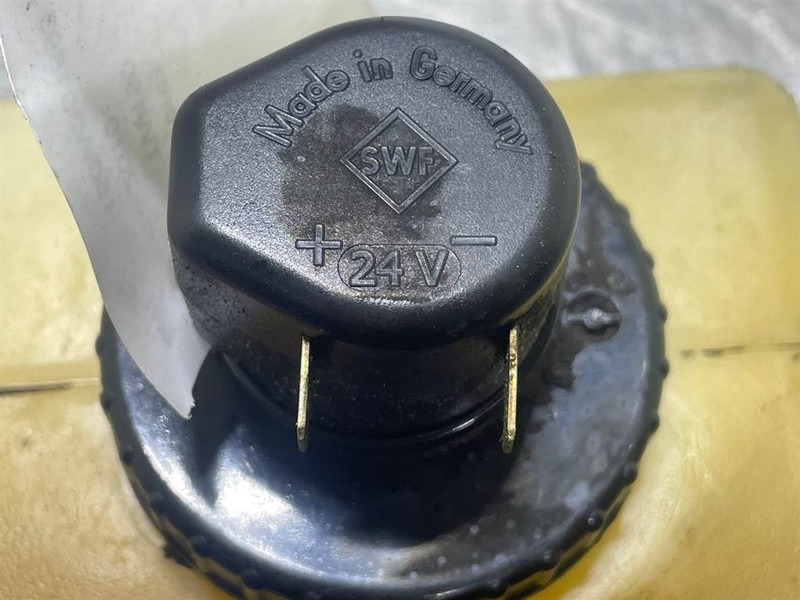 Terex TW150-3602515-Tank/Behälter/Reservoir - Kabin dan interior untuk Peralatan konstruksi: gambar 4 Terex TW150-3602515-Tank/Behälter/Reservoir - Kabin dan interior untuk Peralatan konstruksi: gambar 4