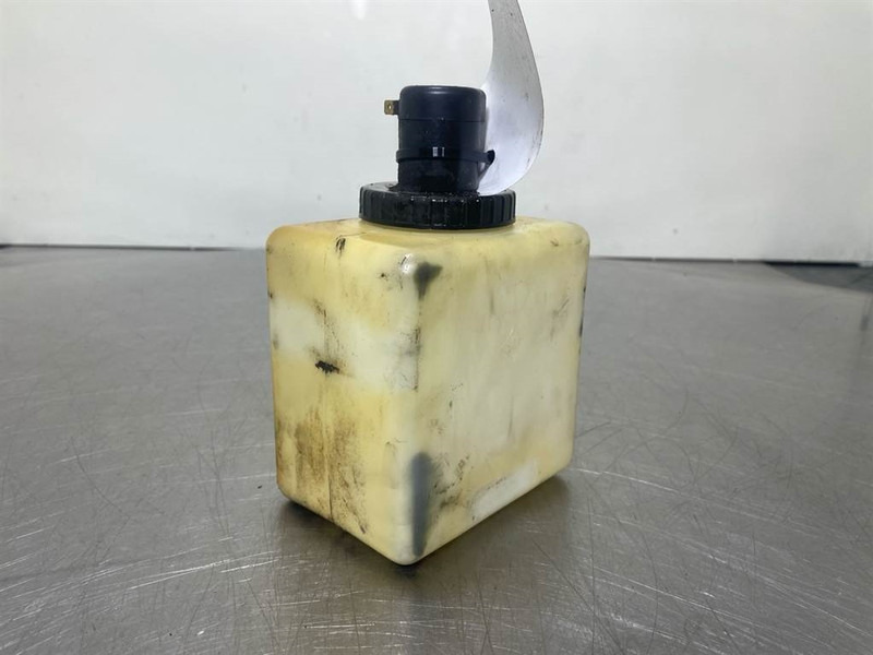 Terex TW150-3602515-Tank/Behälter/Reservoir - Kabin dan interior untuk Peralatan konstruksi: gambar 1 Terex TW150-3602515-Tank/Behälter/Reservoir - Kabin dan interior untuk Peralatan konstruksi: gambar 1
