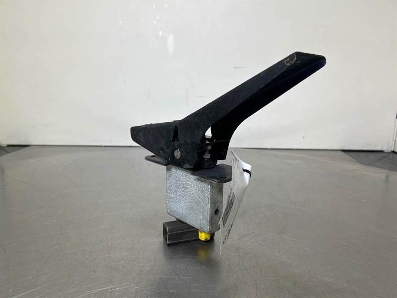 Terex TW150-Atlas 6073926-Pedal/Pedaal - Kabin dan interior untuk Peralatan konstruksi: gambar 4 Terex TW150-Atlas 6073926-Pedal/Pedaal - Kabin dan interior untuk Peralatan konstruksi: gambar 4