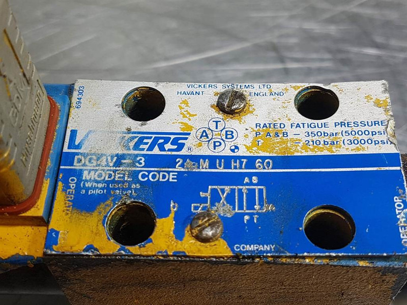 Vickers DG4V32AMUH760 - Valve/Ventile/Ventiel - Hidrolika untuk Peralatan konstruksi: gambar 3 Vickers DG4V32AMUH760 - Valve/Ventile/Ventiel - Hidrolika untuk Peralatan konstruksi: gambar 3
