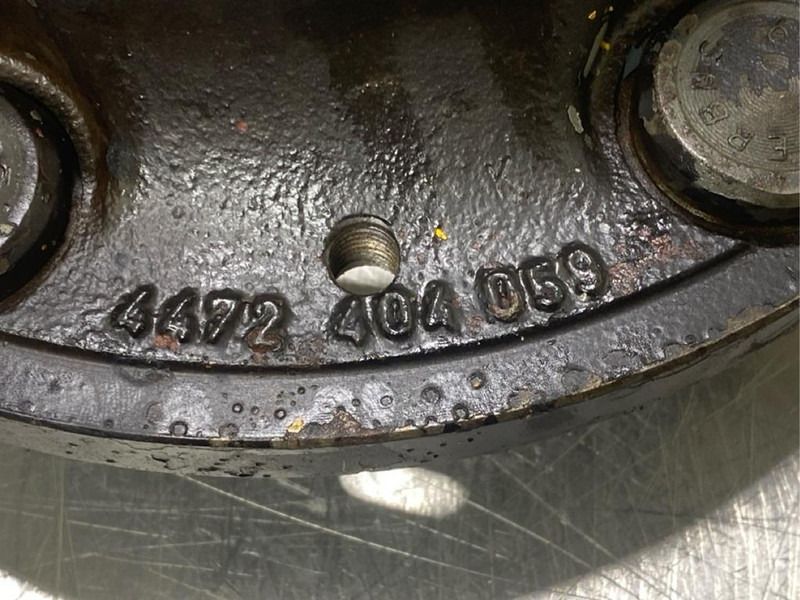 ZF AP-R715-4472304059-Wheel hub/Radnabe/Wielnaaf - Poros dan bagian untuk Peralatan konstruksi: gambar 4 ZF AP-R715-4472304059-Wheel hub/Radnabe/Wielnaaf - Poros dan bagian untuk Peralatan konstruksi: gambar 4