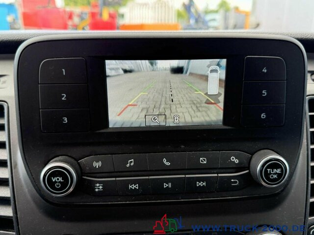 Ford Transit Custom Lang Trend 3Sitzer + Klima + DAB - Van kecil: gambar 4 Ford Transit Custom Lang Trend 3Sitzer + Klima + DAB - Van kecil: gambar 4