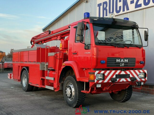 Platform udara yang dipasang di truk MAN 18.280 4x4 25m Höhe Montage-Dach-Solar nur 22TKM: gambar 8