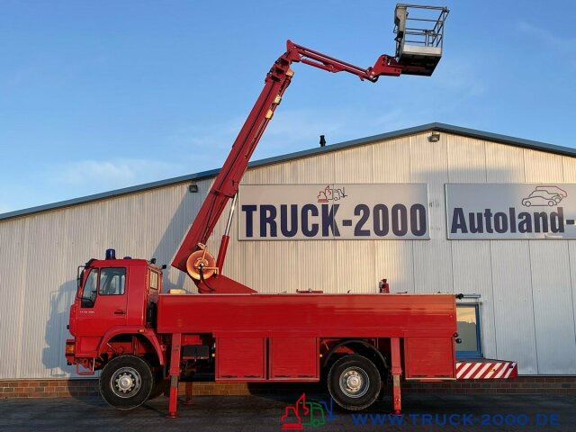 Platform udara yang dipasang di truk MAN 18.280 4x4 25m Höhe Montage-Dach-Solar nur 22TKM: gambar 15