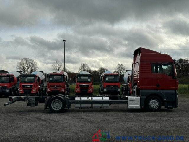 MAN TGX 18.360 BDF- Koffer XL Haus Standhzg 277TKM - Truk box: gambar 5 MAN TGX 18.360 BDF- Koffer XL Haus Standhzg 277TKM - Truk box: gambar 5