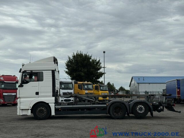 MAN TGX 26.480 XLX Haus Bett hydr Hub Multi Wechsler - Pengangkut kontainer/ Container truck: gambar 4 MAN TGX 26.480 XLX Haus Bett hydr Hub Multi Wechsler - Pengangkut kontainer/ Container truck: gambar 4