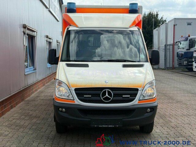 Mercedes-Benz Sprinter 516 Fahrtec RTW Luftfederung Retarder - Ambulans: gambar 4 Mercedes-Benz Sprinter 516 Fahrtec RTW Luftfederung Retarder - Ambulans: gambar 4