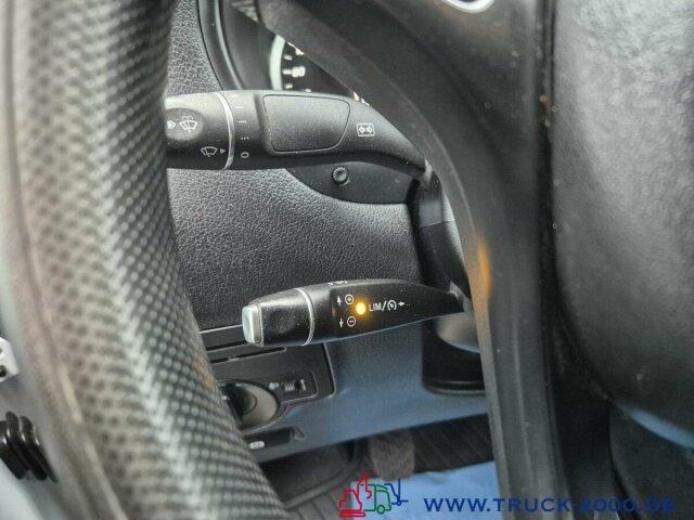 Mercedes-Benz Vito 116 CDI Kasten Lang AHK 2t. 3Sitze Tempomat - Van kecil: gambar 4 Mercedes-Benz Vito 116 CDI Kasten Lang AHK 2t. 3Sitze Tempomat - Van kecil: gambar 4