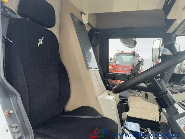 Leasing  Ravo 540 3 Besensystem Sweeper + Sprühen 50 Km/h Ravo 540 3 Besensystem Sweeper + Sprühen 50 Km/h: gambar 15