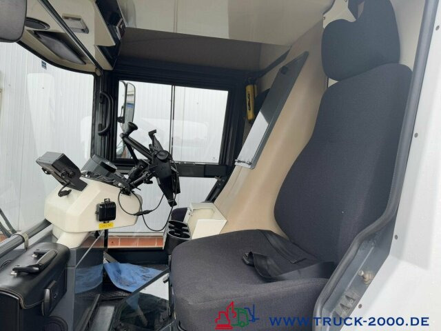 Ravo 540 3 Besensystem Sweeper + Sprühen 50 Km/h - Penyapu jalan: gambar 5 Ravo 540 3 Besensystem Sweeper + Sprühen 50 Km/h - Penyapu jalan: gambar 5