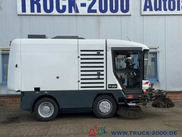Leasing  Ravo 540 3 Besensystem Sweeper + Sprühen 50 Km/h Ravo 540 3 Besensystem Sweeper + Sprühen 50 Km/h: gambar 6