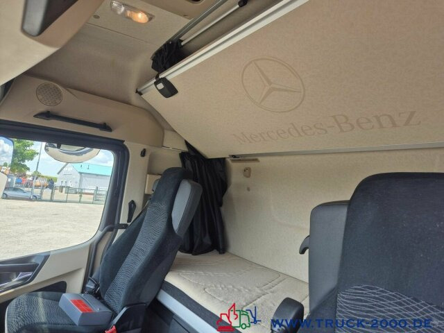 Mercedes-Benz Actros 1846 Giga Space Retarder 2 Betten - Tractor head: gambar 2 Mercedes-Benz Actros 1846 Giga Space Retarder 2 Betten - Tractor head: gambar 2