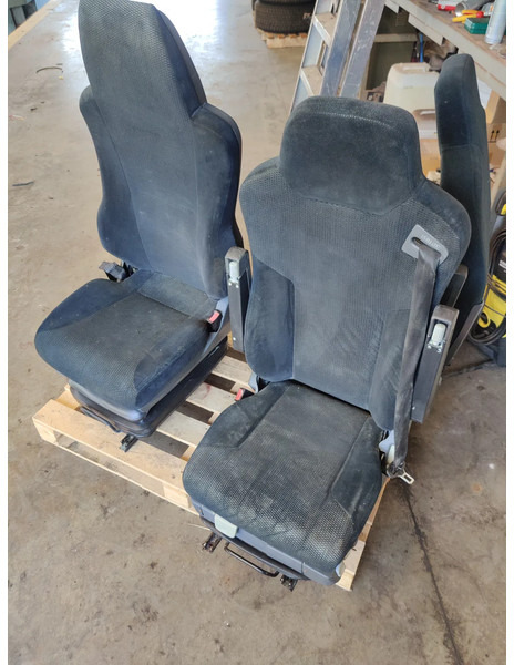 MAN Stoel Zetel MAN TGA / TGS/ TGL / TGX - Tempat duduk untuk Truk: gambar 1 MAN Stoel Zetel MAN TGA / TGS/ TGL / TGX - Tempat duduk untuk Truk: gambar 1