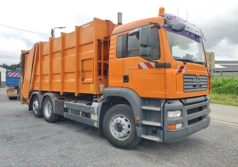 MAN TGA 26.320 6x2 garbage truck ZOELLER - Truk sampah: gambar 2 MAN TGA 26.320 6x2 garbage truck ZOELLER - Truk sampah: gambar 2