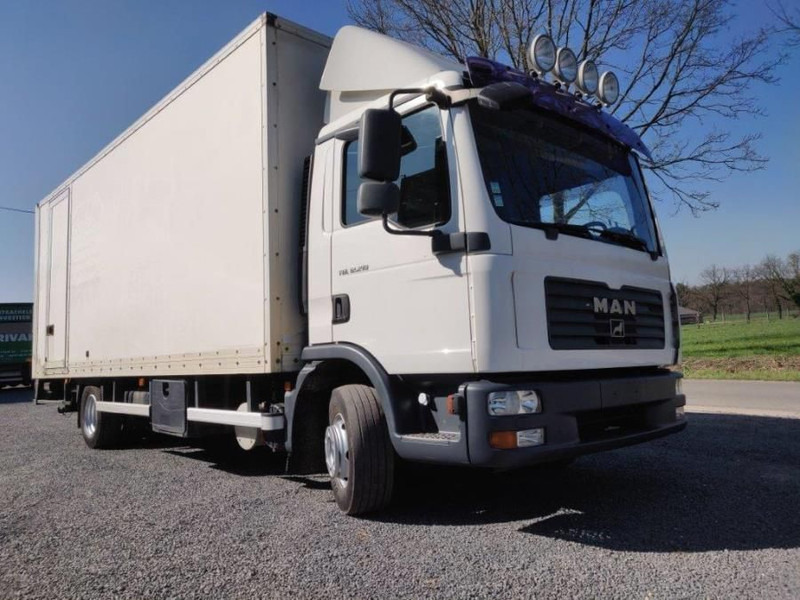 MAN TGL 12.210 Automaat euro4 - Truk box: gambar 2 MAN TGL 12.210 Automaat euro4 - Truk box: gambar 2