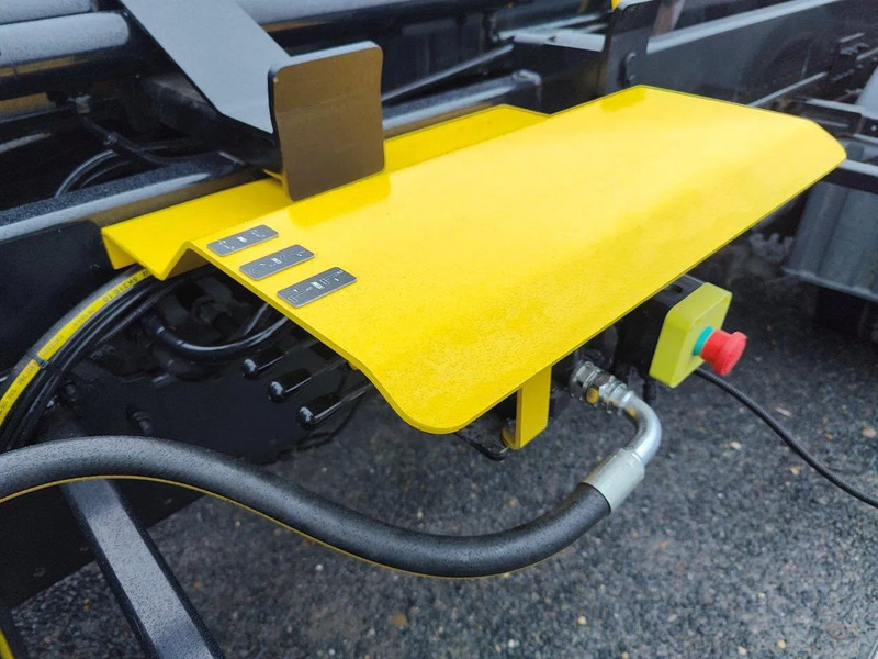 MAN TGL 12.250 with NEW Containersystem / Hooklift JIMECA - Hook lift: gambar 5 MAN TGL 12.250 with NEW Containersystem / Hooklift JIMECA - Hook lift: gambar 5