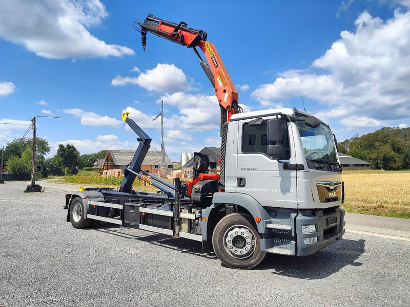 MAN TGM 18.290 4x2 Euro 6 + Crane Palfinger PK15500 - Hook lift, Truk derek: gambar 2 MAN TGM 18.290 4x2 Euro 6 + Crane Palfinger PK15500 - Hook lift, Truk derek: gambar 2