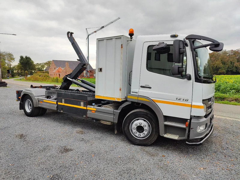 Mercedes-Benz Atego 1218 Containersystem / Hooklift Hyvalift - Hook lift: gambar 2 Mercedes-Benz Atego 1218 Containersystem / Hooklift Hyvalift - Hook lift: gambar 2