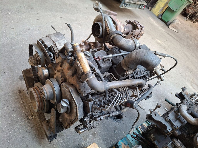 Cummins B215-20 - Mesin: gambar 1 Cummins B215-20 - Mesin: gambar 1