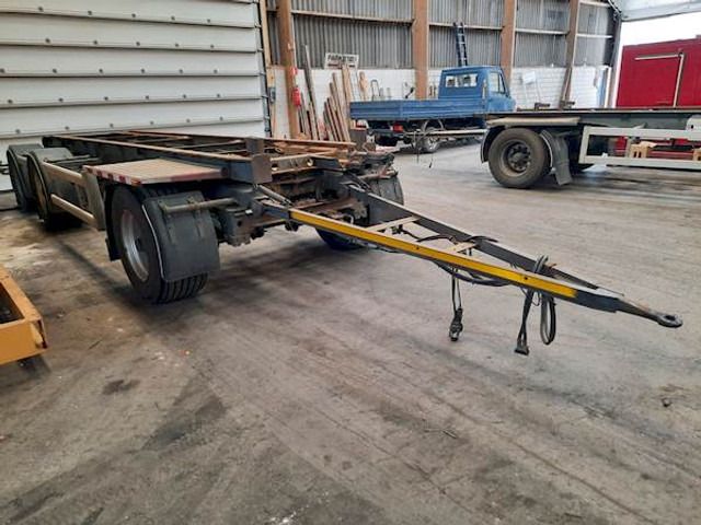 Floor FLA-3-101 - Semi-trailer flatbed: gambar 2 Floor FLA-3-101 - Semi-trailer flatbed: gambar 2