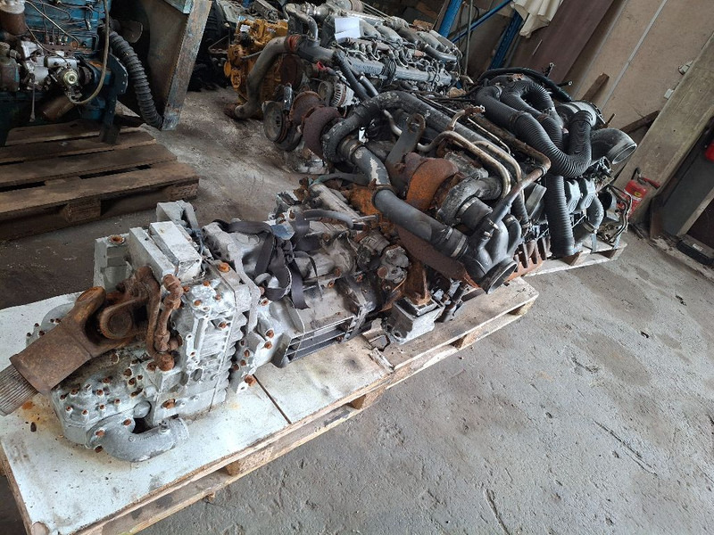 Mesin Mercedes-Benz OM442LA: gambar 6