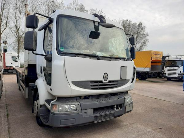 Renault MIDLUM 220 - Truk sasis: gambar 3 Renault MIDLUM 220 - Truk sasis: gambar 3