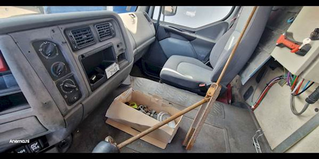 Truk tangki Renault PREMIUM 270 GAS / LPG: gambar 12 Truk tangki Renault PREMIUM 270 GAS / LPG: gambar 12