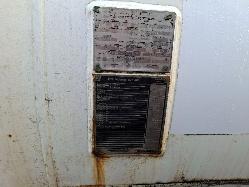 Renault PREMIUM 270 GAS / LPG - Truk tangki: gambar 2 Renault PREMIUM 270 GAS / LPG - Truk tangki: gambar 2