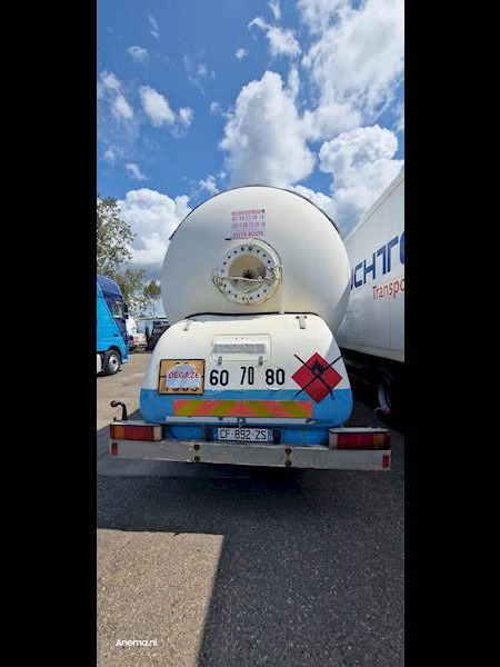 Renault PREMIUM 270 GAS / LPG - Truk tangki: gambar 5 Renault PREMIUM 270 GAS / LPG - Truk tangki: gambar 5