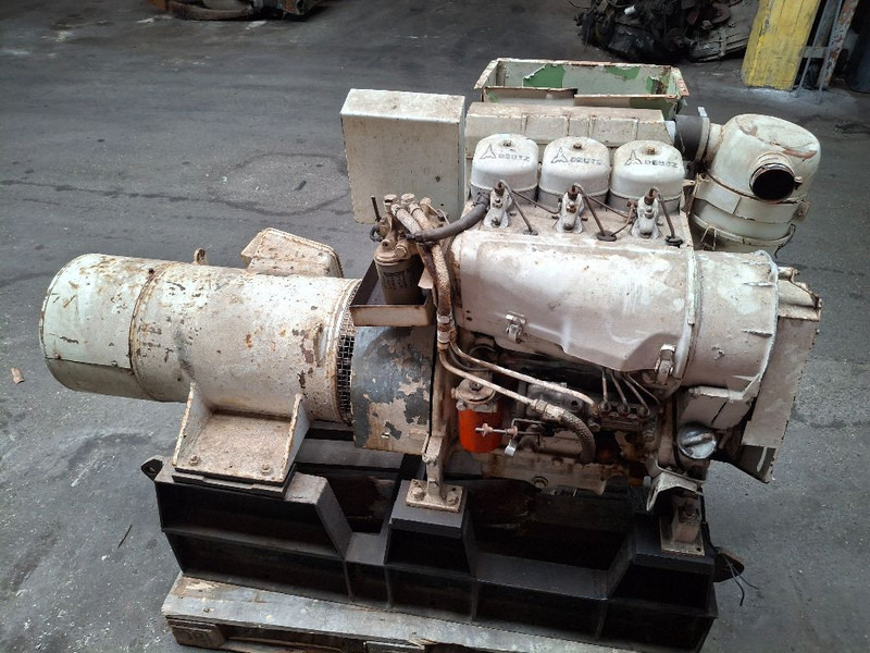 Deutz F3L912 - Suku cadang: gambar 1 Deutz F3L912 - Suku cadang: gambar 1