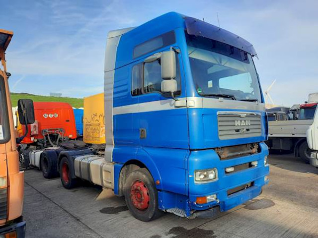 MAN TGA 18.480 - Tractor head: gambar 2 MAN TGA 18.480 - Tractor head: gambar 2