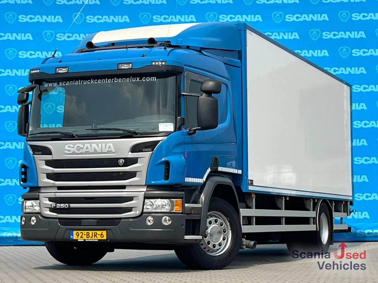 SCANIA P 250 DB4x2MNA AIRCO TAILLIFT 1.5T BOX 675X250X235 - Truk box: gambar 1 SCANIA P 250 DB4x2MNA AIRCO TAILLIFT 1.5T BOX 675X250X235 - Truk box: gambar 1