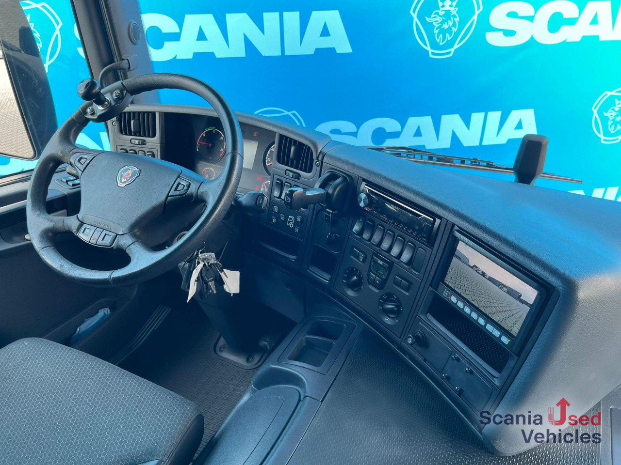 SCANIA P 250 DB4x2MNA AIRCO TAILLIFT 1.5T BOX 675X250X235 - Truk box: gambar 5 SCANIA P 250 DB4x2MNA AIRCO TAILLIFT 1.5T BOX 675X250X235 - Truk box: gambar 5